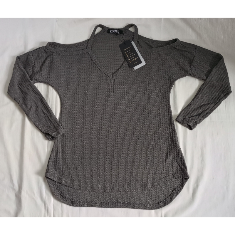 Светр “CNFIO“ жіночий бордового кольору. Размер  L.  Сток. сірий