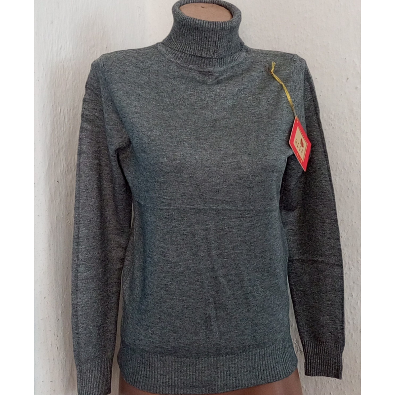 Гольф жіночий сірого кольору. Розмір 42-48 Гольф жіночий сірого кольору. Розмір 42-48