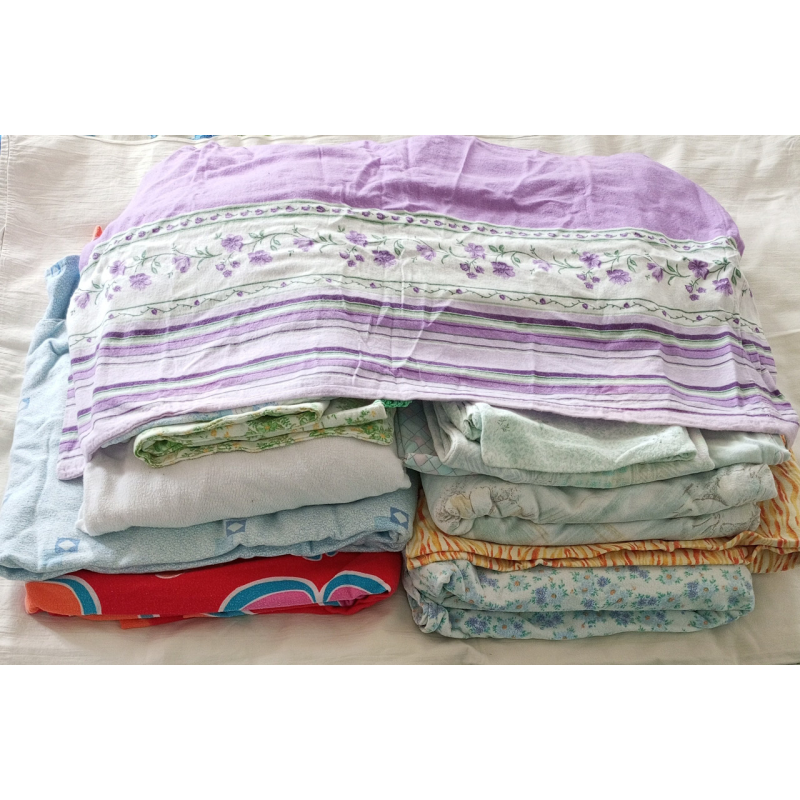 Постільна білизна 1 сорт.    Вага: 6000 г