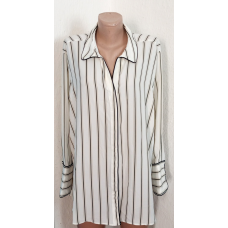 Блузка жіноча  M&S  біла в полоску  р46-48.Секонд хенд.