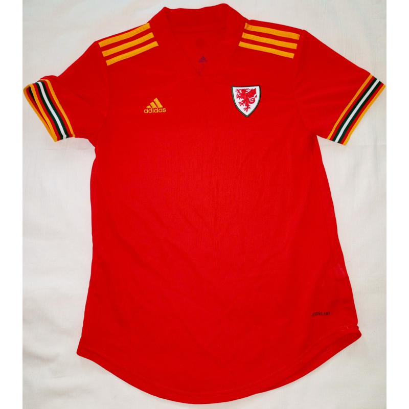 Футболка “ Adidas“ чоловіча червона- розмір S . Футболка “ Adidas“ чоловіча червона- розмір S .