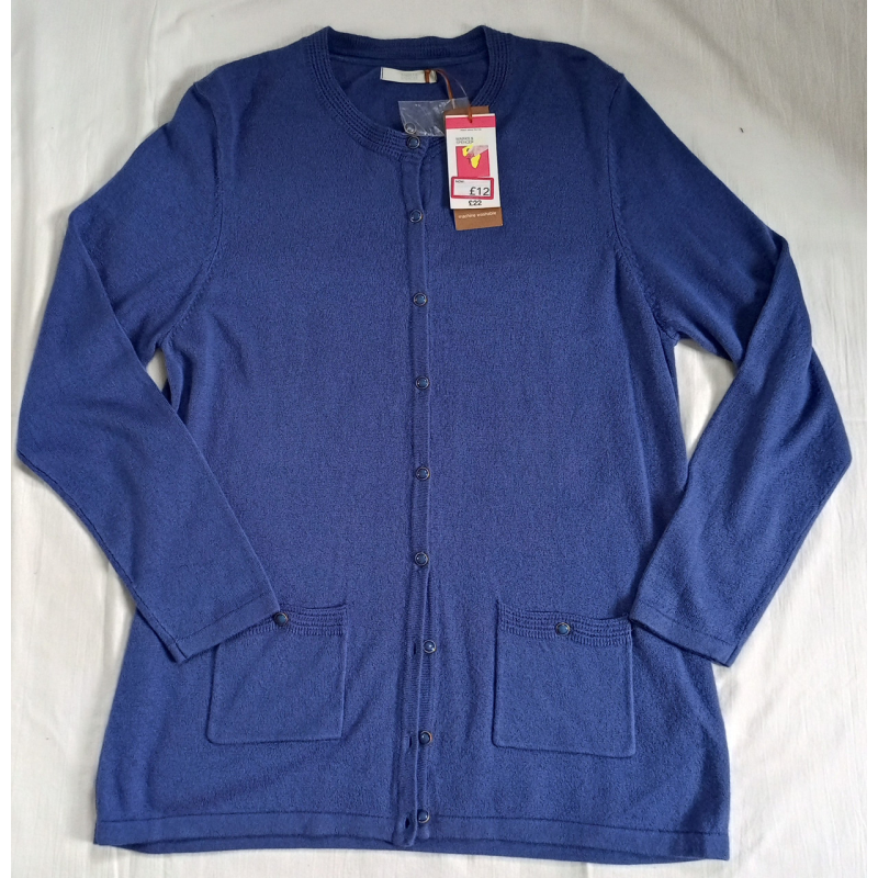 Кофта “Marks Spencer“ жіноча синього кольору . Розмір 52. Сток. Кофта “Marks Spencer“ жіноча синього кольору . Розмір 52. Сток.