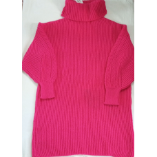 Плаття жіноче вязане рожеве.   Розмір  S/M.    Сток.