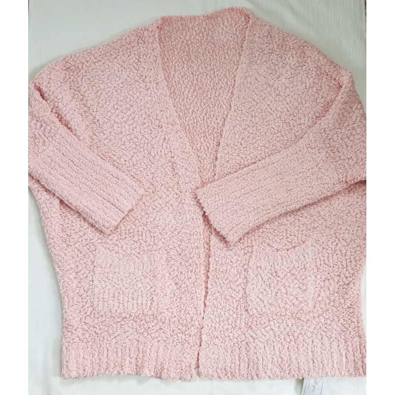Кардиган   жіночий вязаний, пудрового кольору .    Розмір   XXL. Сток.