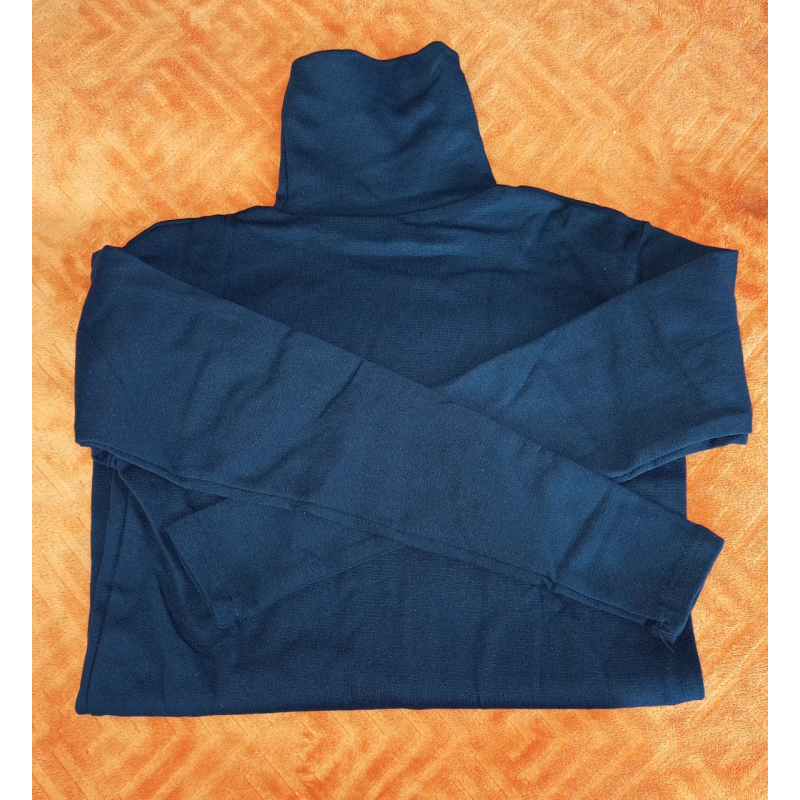 Гольф чоловічий чорного кольору.   Размер  XL.