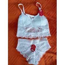 Комплект нижньої білизни для дівчинки.       Рр 36-38