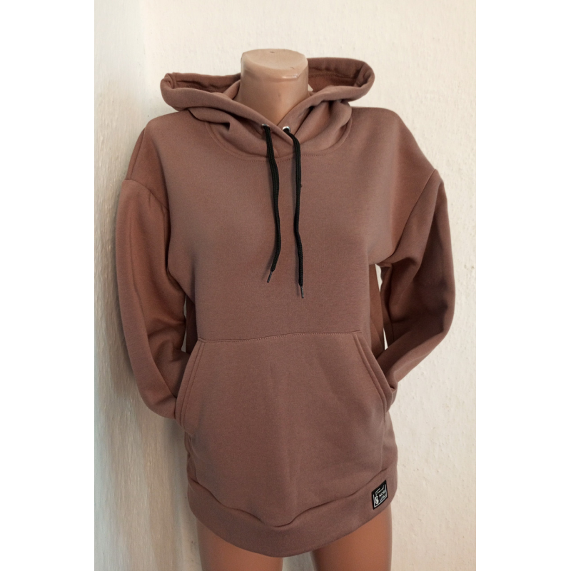 Спортивний жіночий костюм.